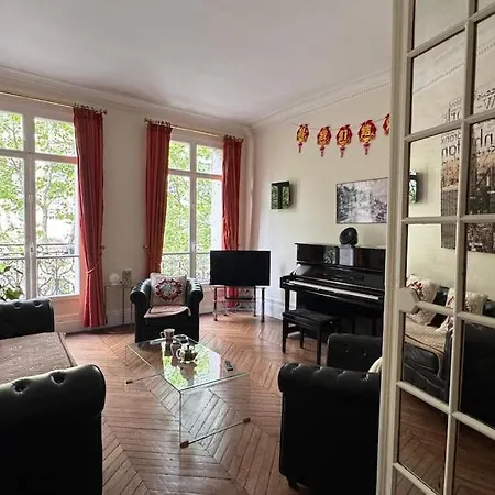 Apartment Grand Proche Champs Elysees