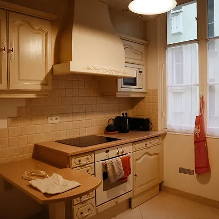 Apartment Grand Proche Champs Elysees *